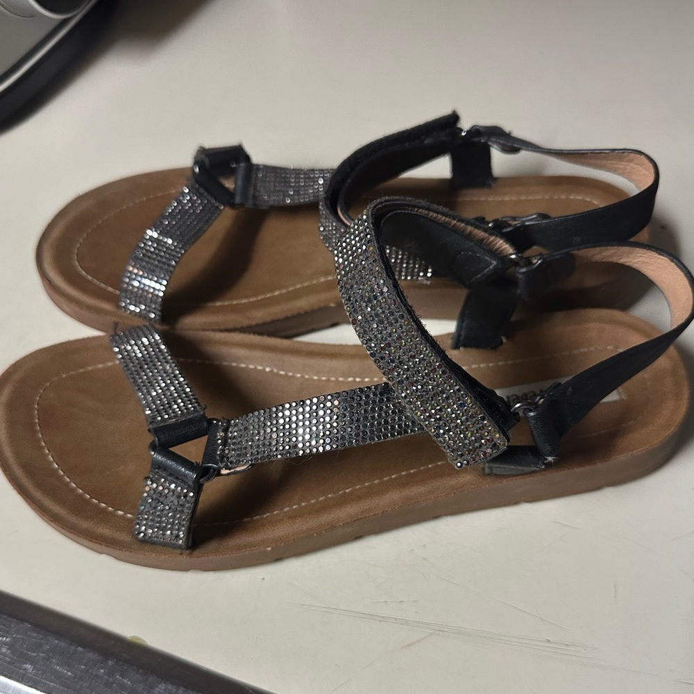 Forever Link Black and Glitter Sandals